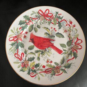 Andrea by Sadek E.G. Rush Cardinal Winter Birds & Wreath Cake Plate